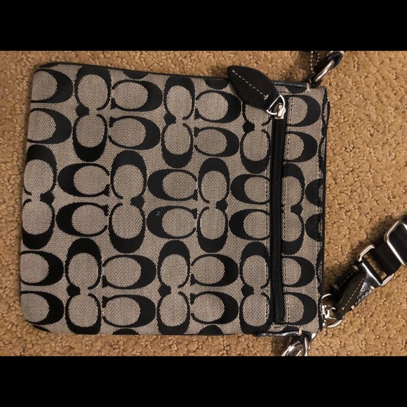 Coach satchel purse - Picture 3 of 3